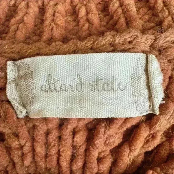 Altar D State Recycled Cotton Cable Crew Sweater. - Picture 9 of 11